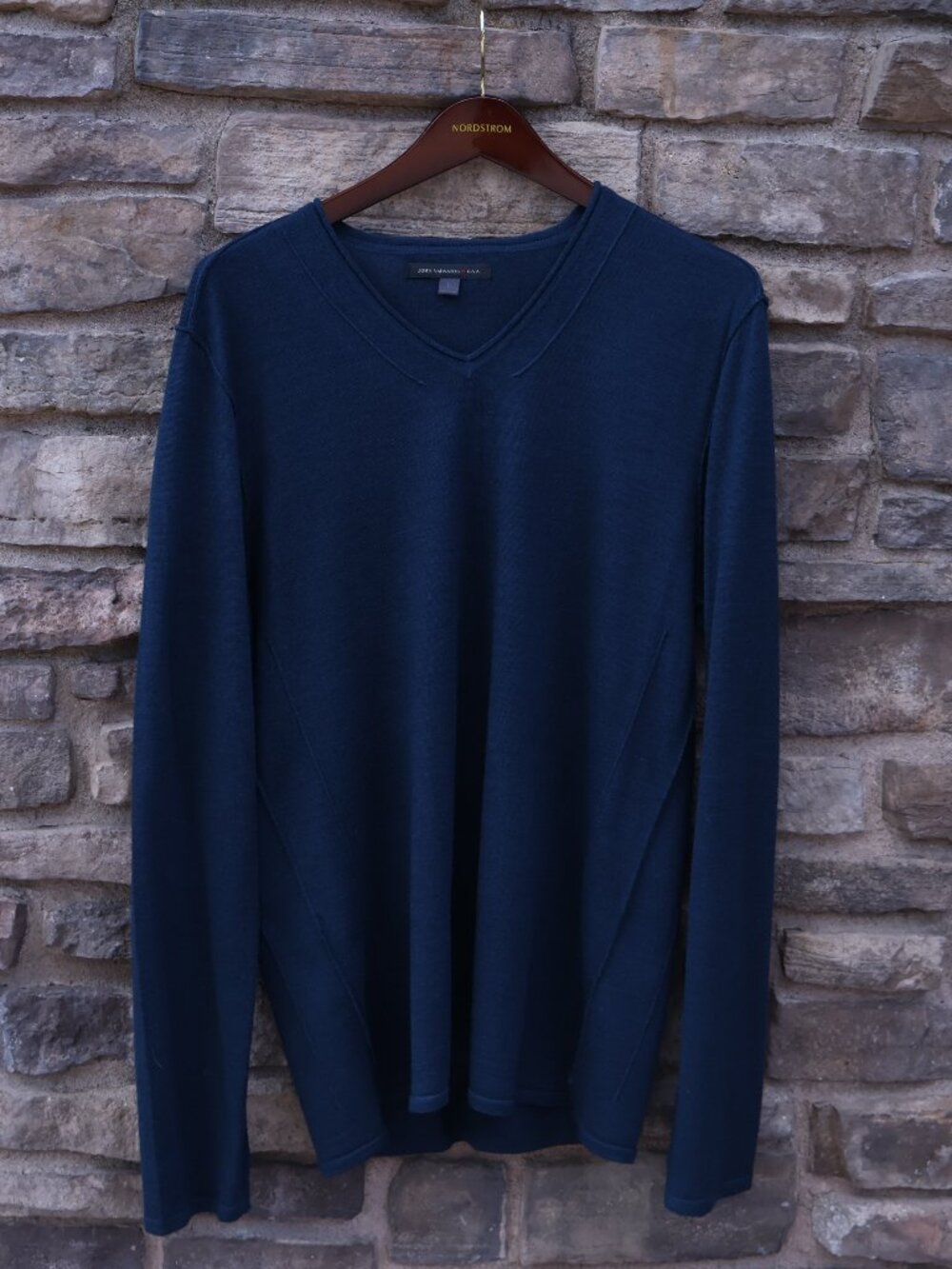 John Varvatos USA Men’s Wool Blend V-Neck Sweater Blue Size L